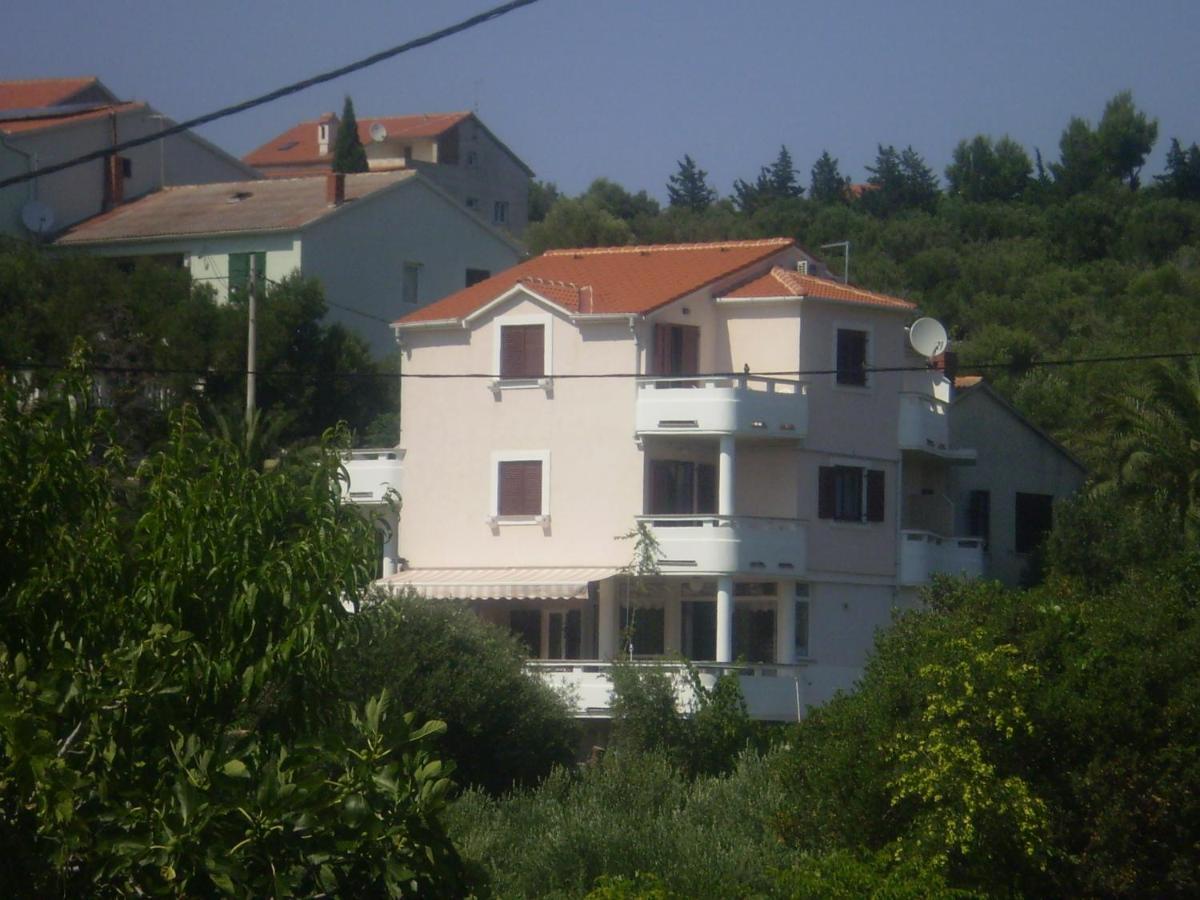 Apartments And Rooms By The Sea Jakisnica, Pag - 4160 Lun  Eksteriør billede