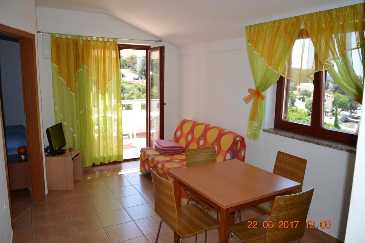 Apartments And Rooms By The Sea Jakisnica, Pag - 4160 Lun  Eksteriør billede